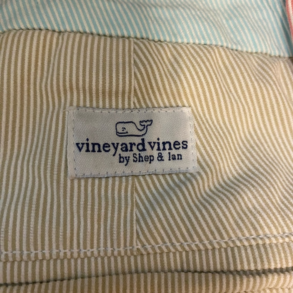 Vineyard Vines Tan and White Striped Men's Shoes - Picture 2 of 7